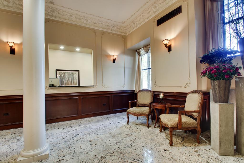 Dewitt Hotel And Suites シカゴ エクステリア 写真