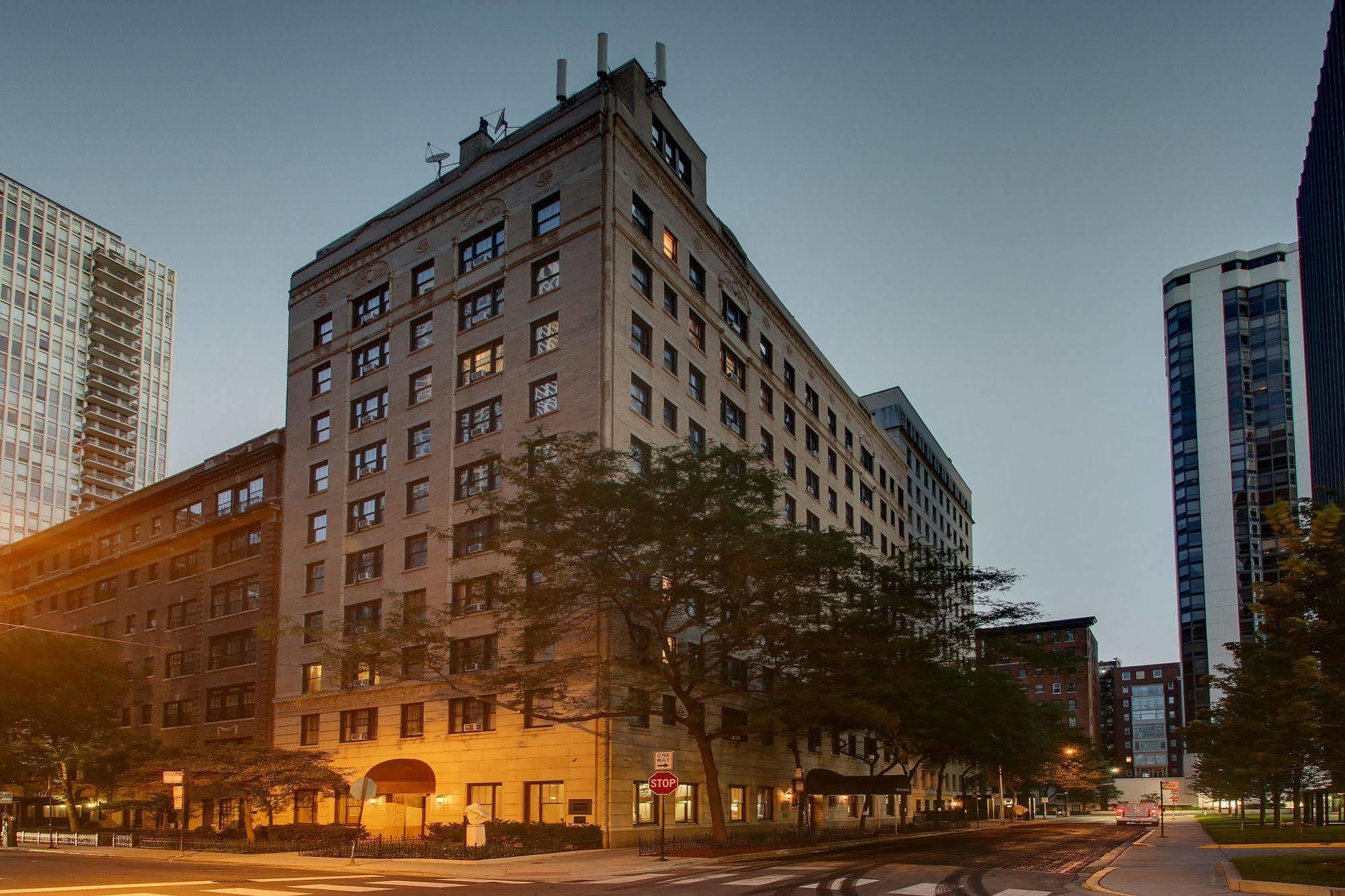 Dewitt Hotel And Suites シカゴ エクステリア 写真