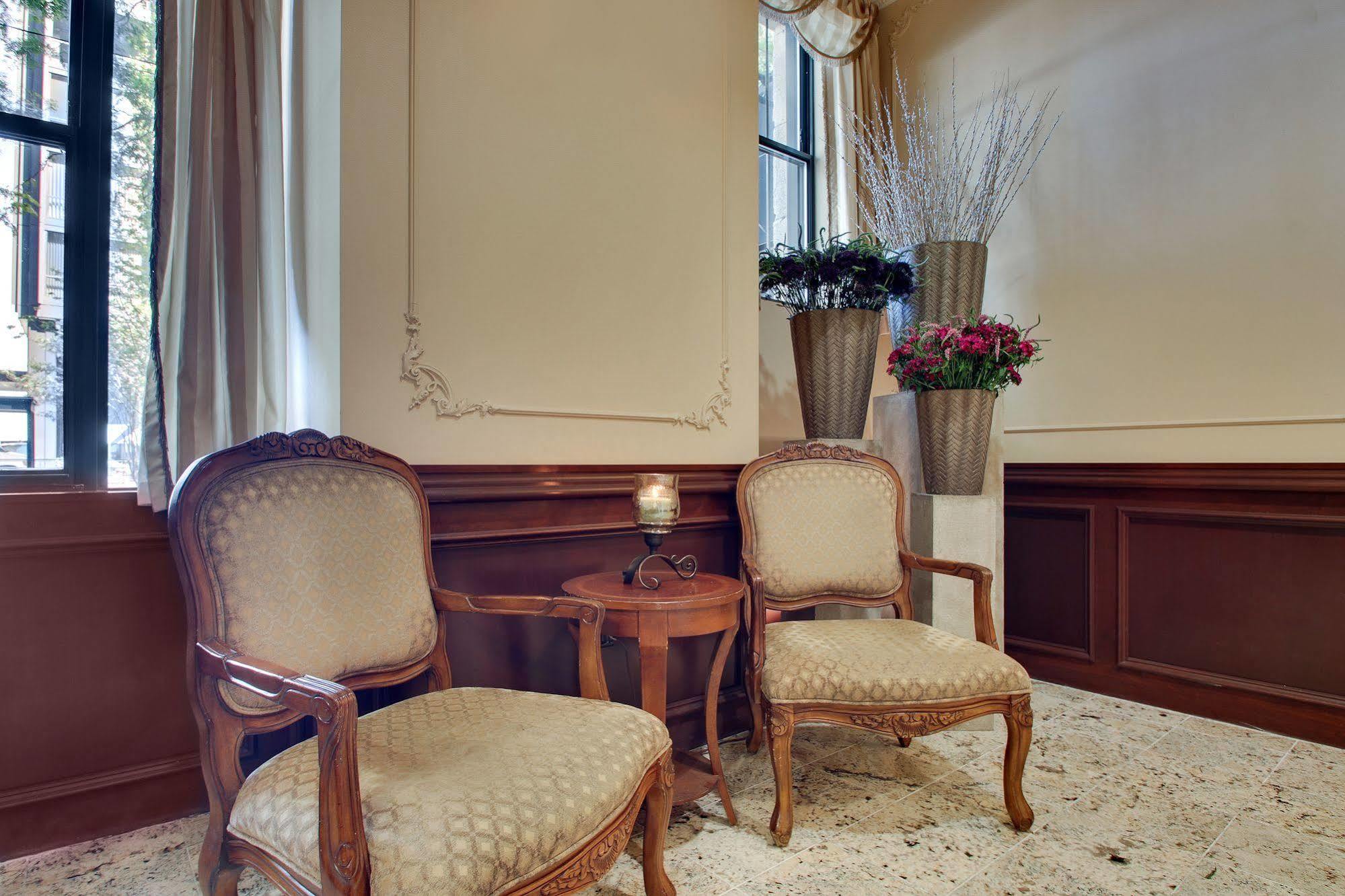 Dewitt Hotel And Suites シカゴ エクステリア 写真