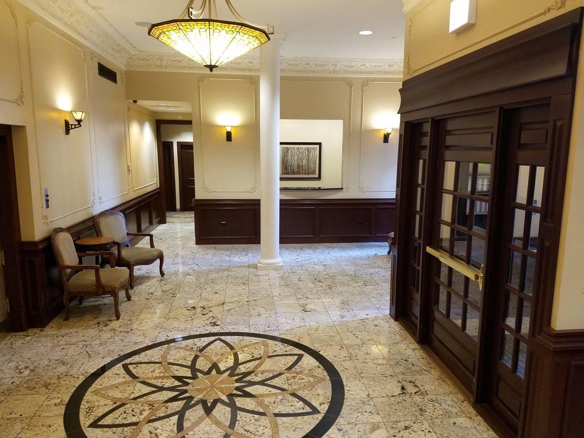 Dewitt Hotel And Suites シカゴ エクステリア 写真